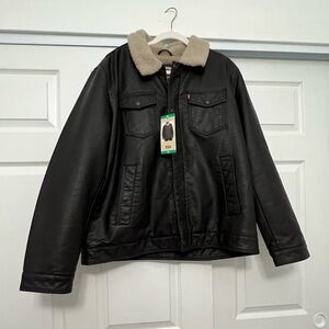 Brown Leather Levi’s Jacket with Sherpa Inside